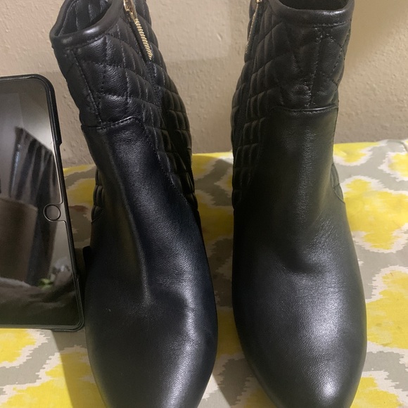 Judith Ripka boots - Picture 2 of 8